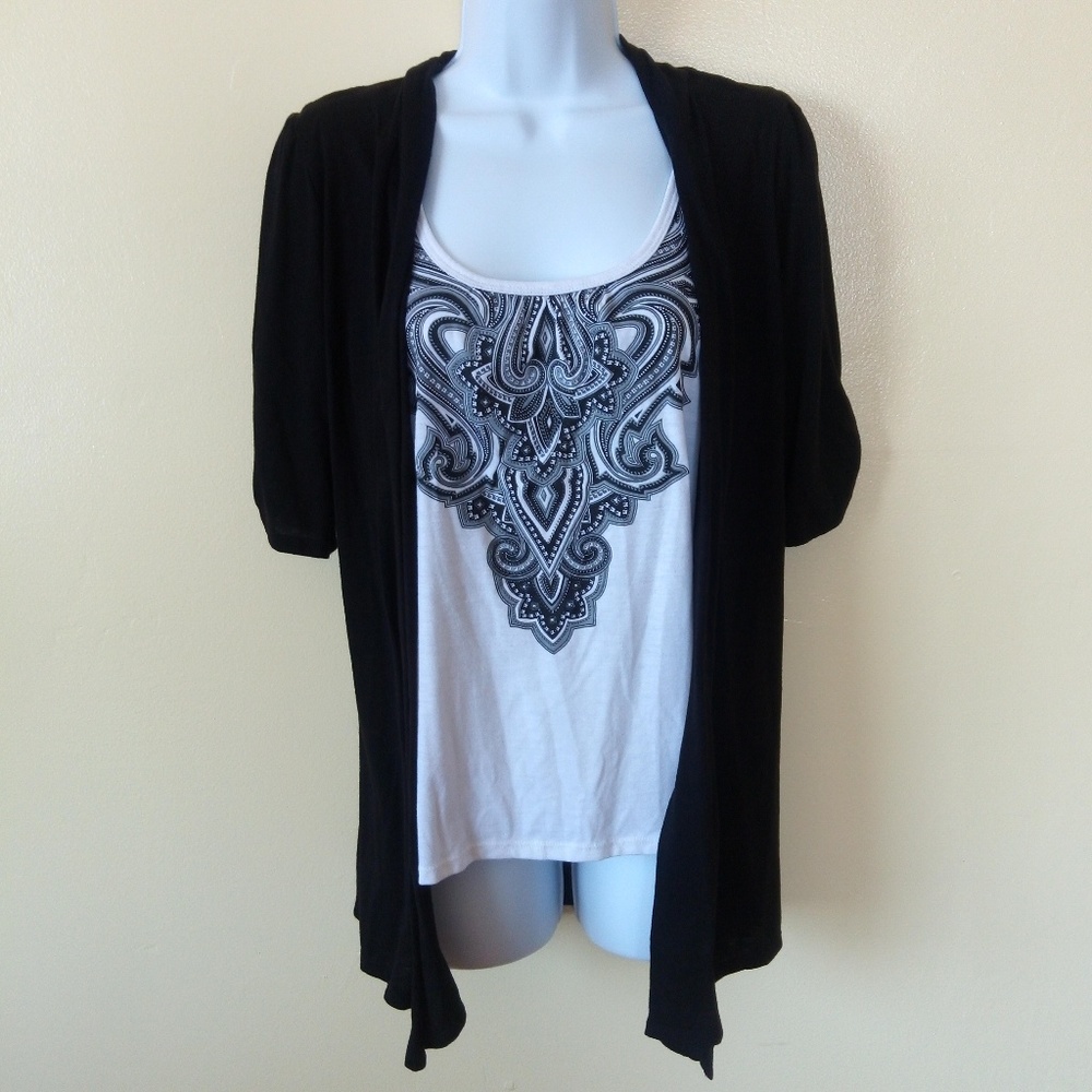 👍 Black & White Halo Top Size L